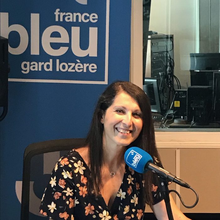 Francebleugardlozère le 01/08/2023 : Émission « Un livre à la plage » de Marie-Ève Tomasini
